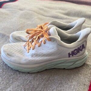 Hoka Clifton 8, Women's size 7.5